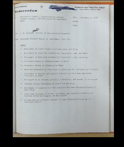 Quarterly internal report on enrollment, Fall 1971