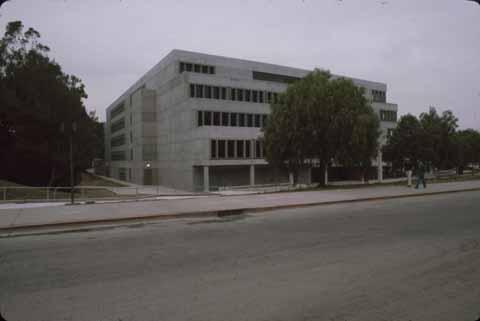 [Street View of Kennedy Library]