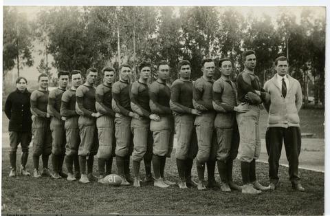[Group portrait of football team in uniform]