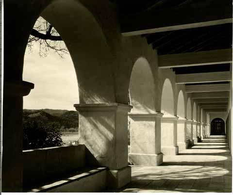 Milpitas Ranch hacienda corridor, Jolon (Monterey County)