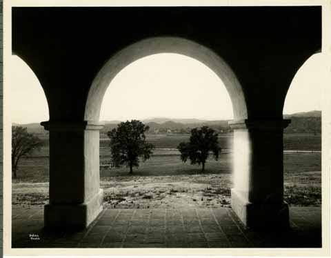Milpitas Ranch arches, hacienda, Jolon (Monterey County)