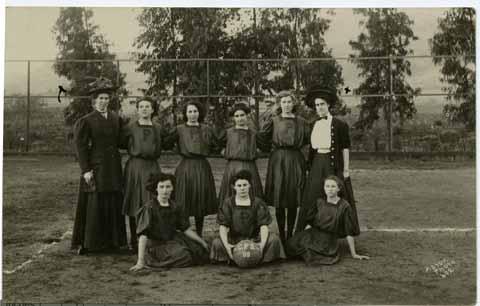[1908 Women's Basketball team]