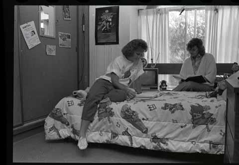 [Students Sierra Madre dorm room, 1987]