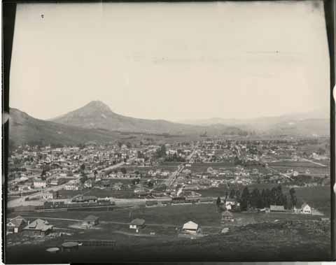 San Luis Obispo, panoramic view from Terrace Hill, 1907