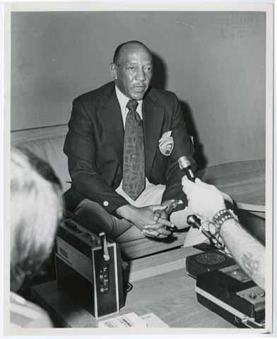 Jesse Owens Visiting Cal Poly