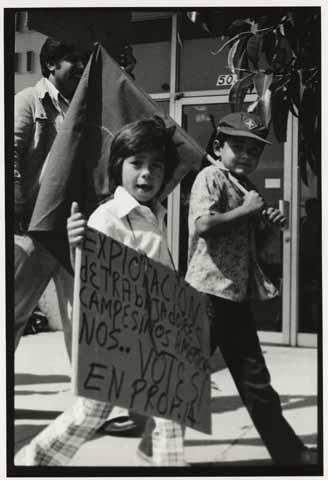 Children demonstrating in support of Prop 14
